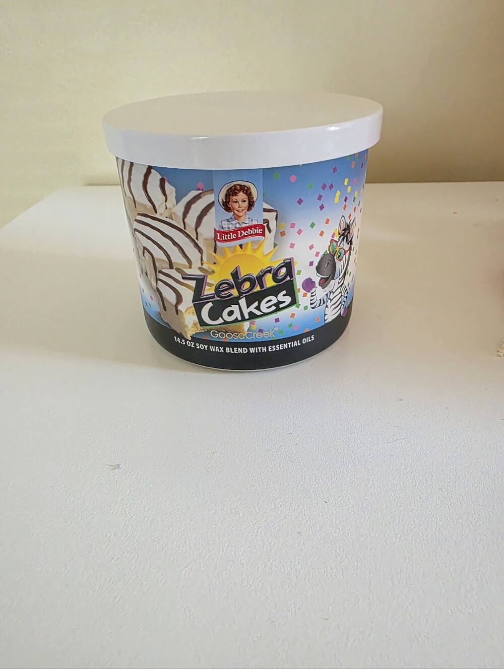 Goose Creek x Little Debbie Zebra Cakes Candle